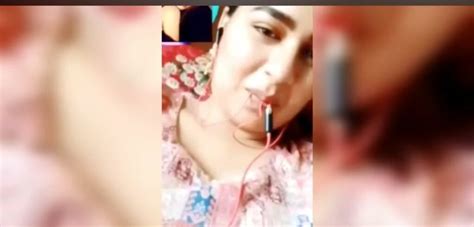 aliza sehar big boobs|Pakistani TikTok star Aliza Sehar full video leak Whatsapp video .
